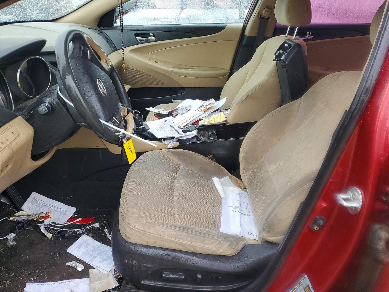 2011 HYUNDAI ACCENT photo 7