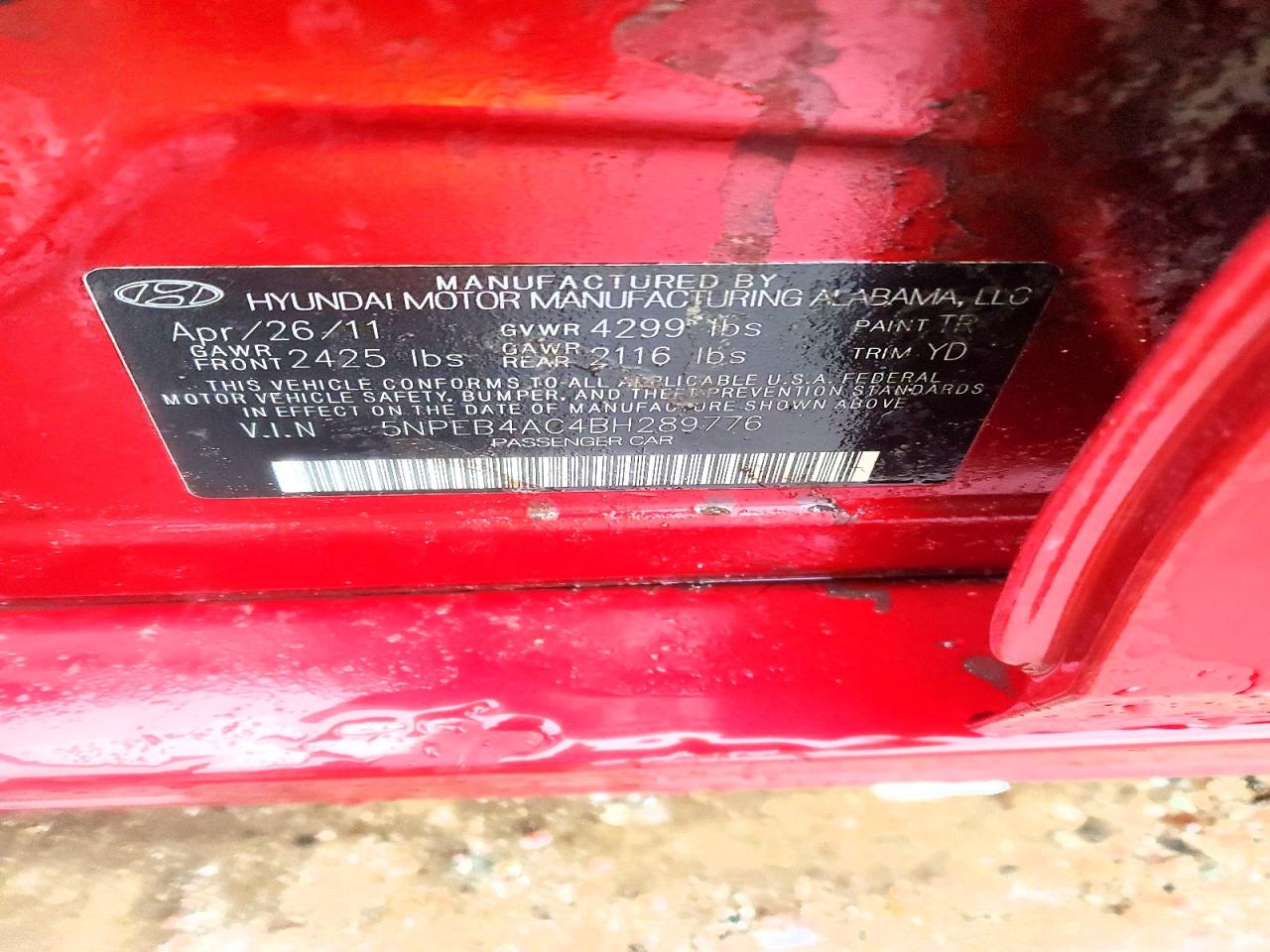 2011 HYUNDAI ACCENT photo 12