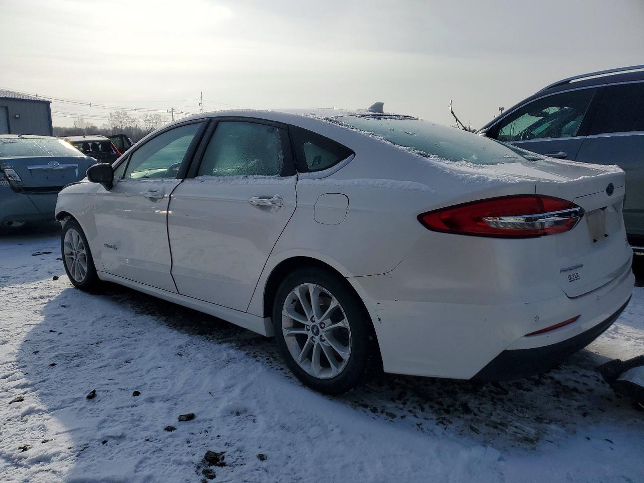 2019 FORD FUSION SE photo 2