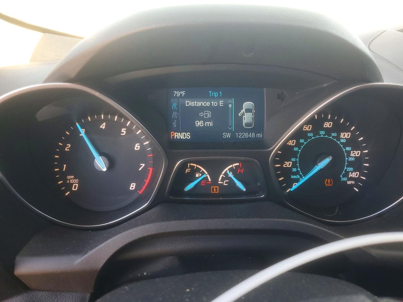 2015 FORD ESCAPE SE photo 9