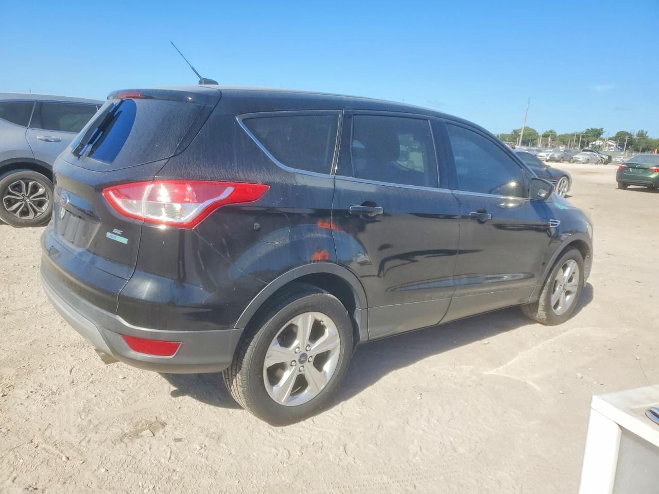 2015 FORD ESCAPE SE photo 3