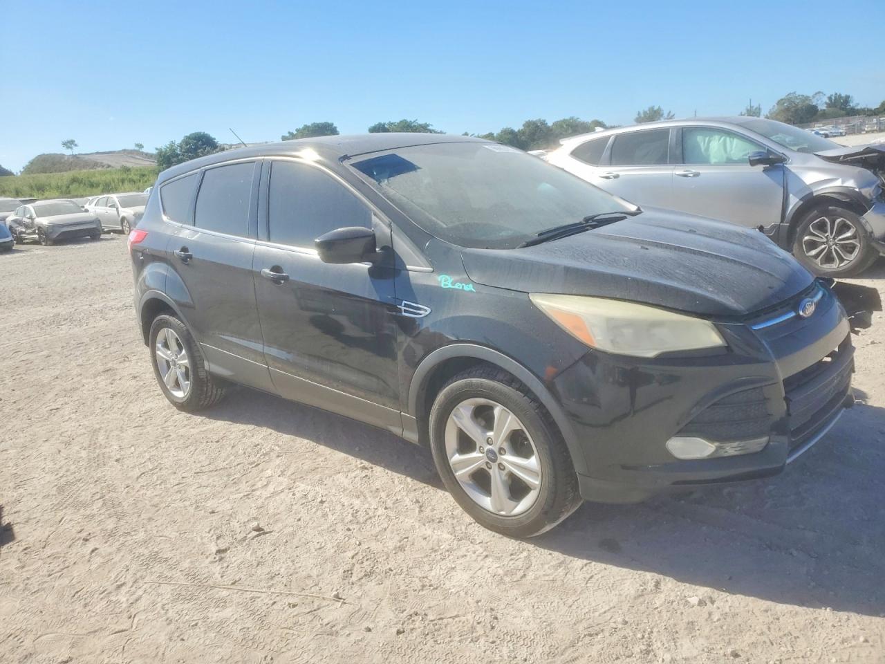 2015 FORD ESCAPE SE photo 4