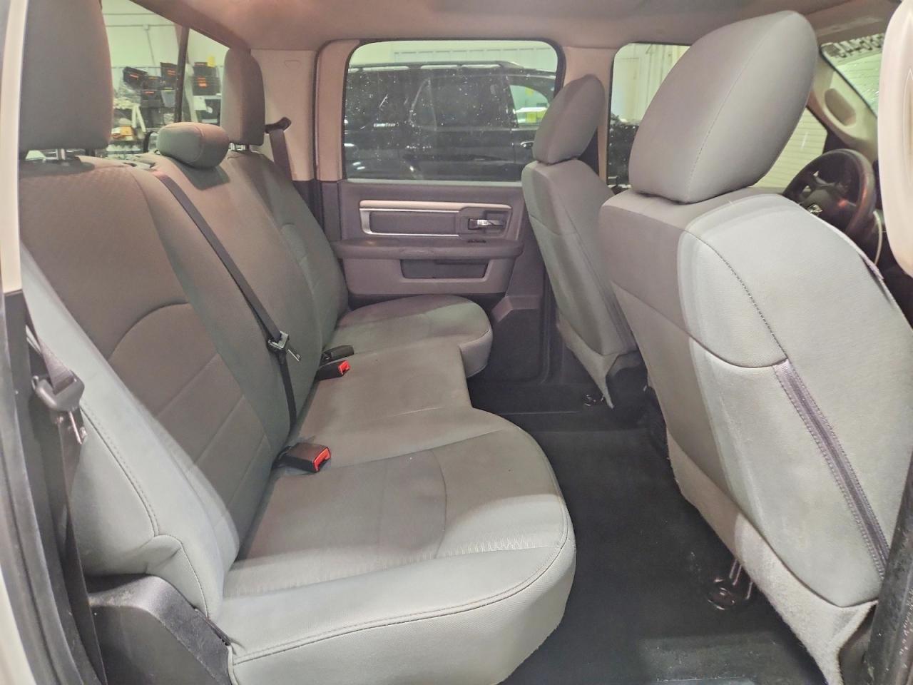 2018 RAM 1500 SLT photo 10