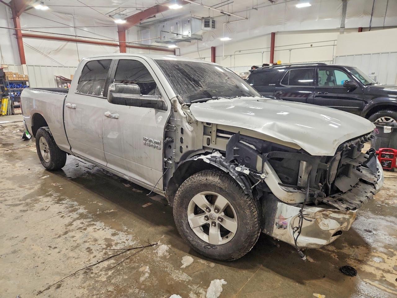 2018 RAM 1500 SLT photo 4