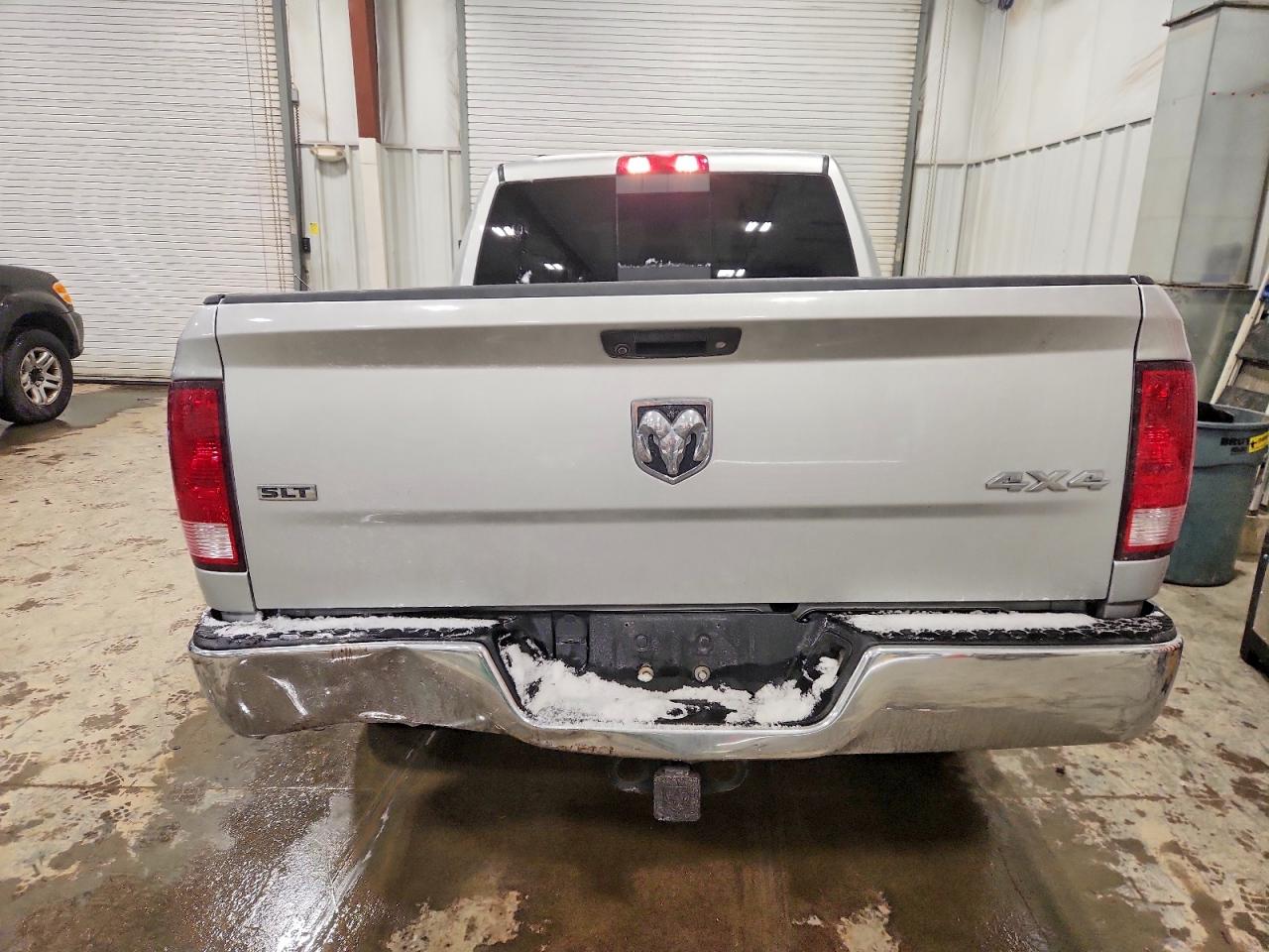 2018 RAM 1500 SLT photo 6