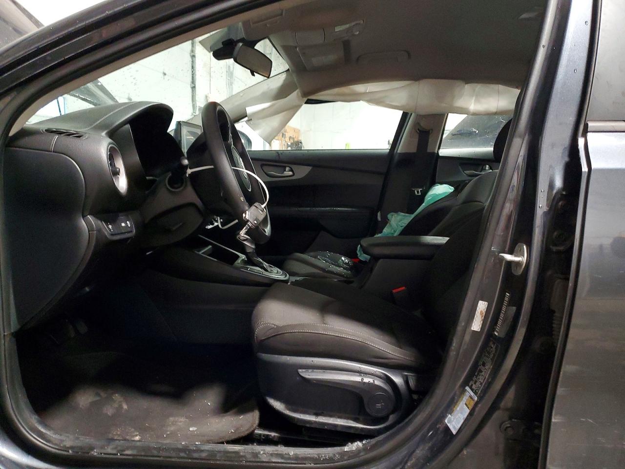 2020 KIA FORTE FE photo 7