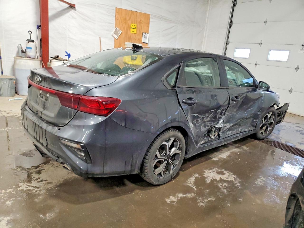2020 KIA FORTE FE photo 3