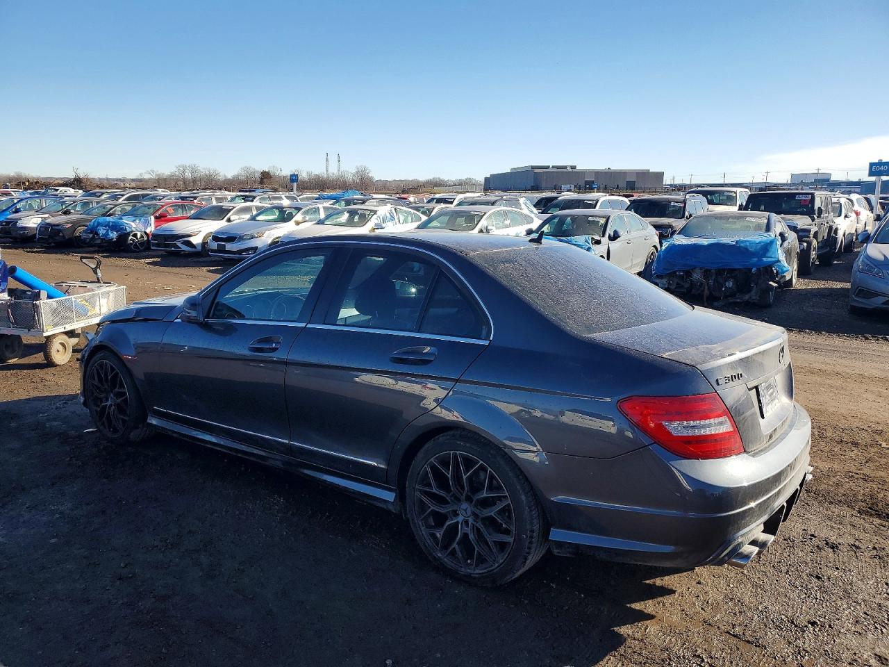 2013 MERCEDES-BENZ C 300 4MATIC photo 2