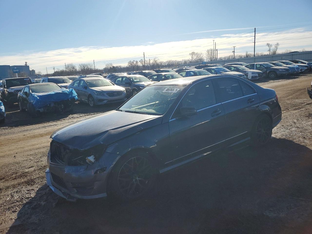 2013 MERCEDES-BENZ C