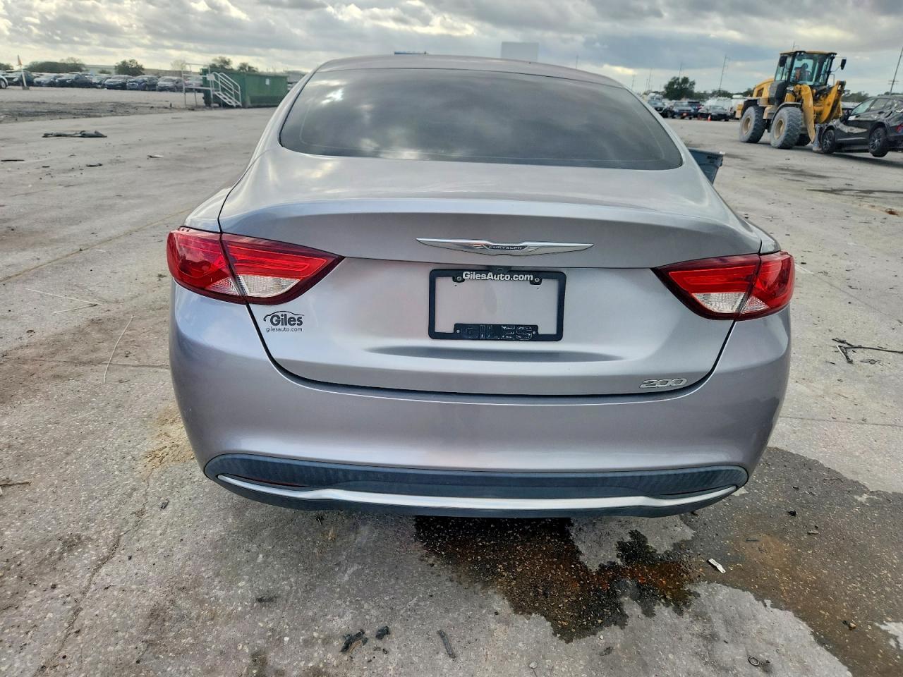 2015 CHRYSLER 200 LIMITED photo 6