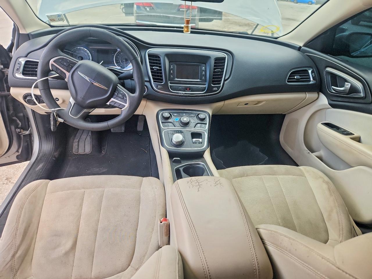 2015 CHRYSLER 200 LIMITED photo 8