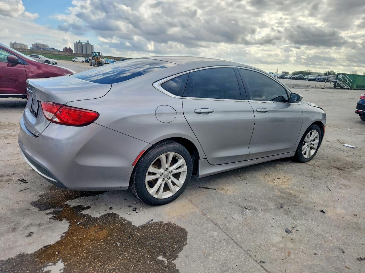 2015 CHRYSLER 200 LIMITED photo 3