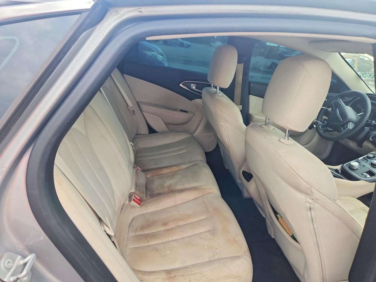 2015 CHRYSLER 200 LIMITED photo 10