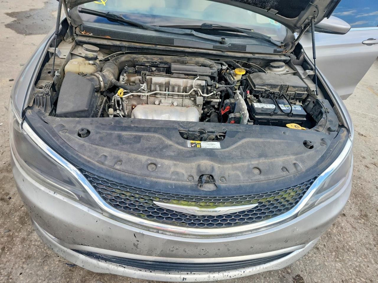 2015 CHRYSLER 200 LIMITED photo 11