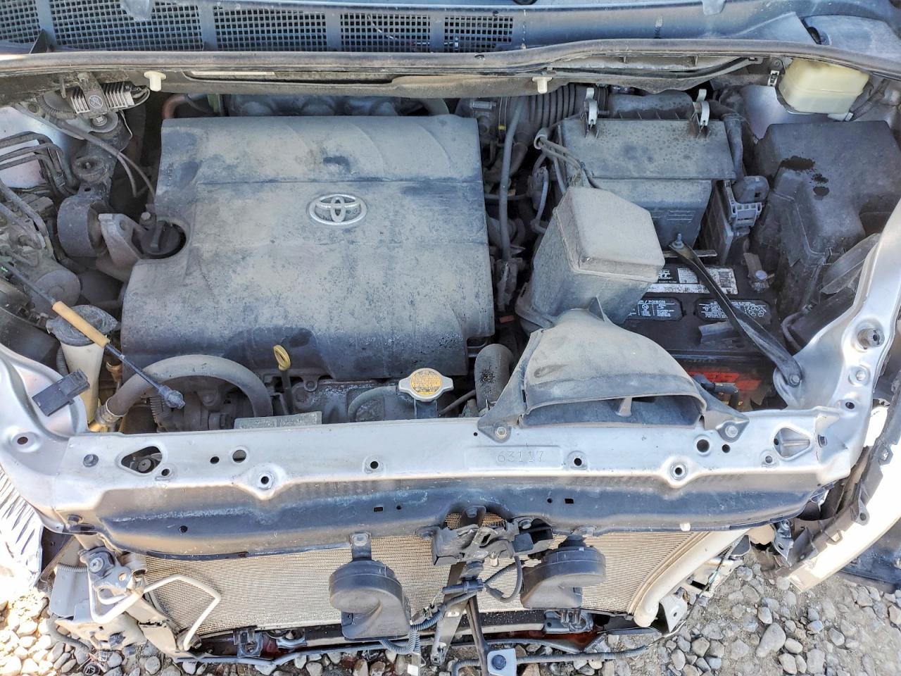 2015 TOYOTA SIENNA XLE photo 12