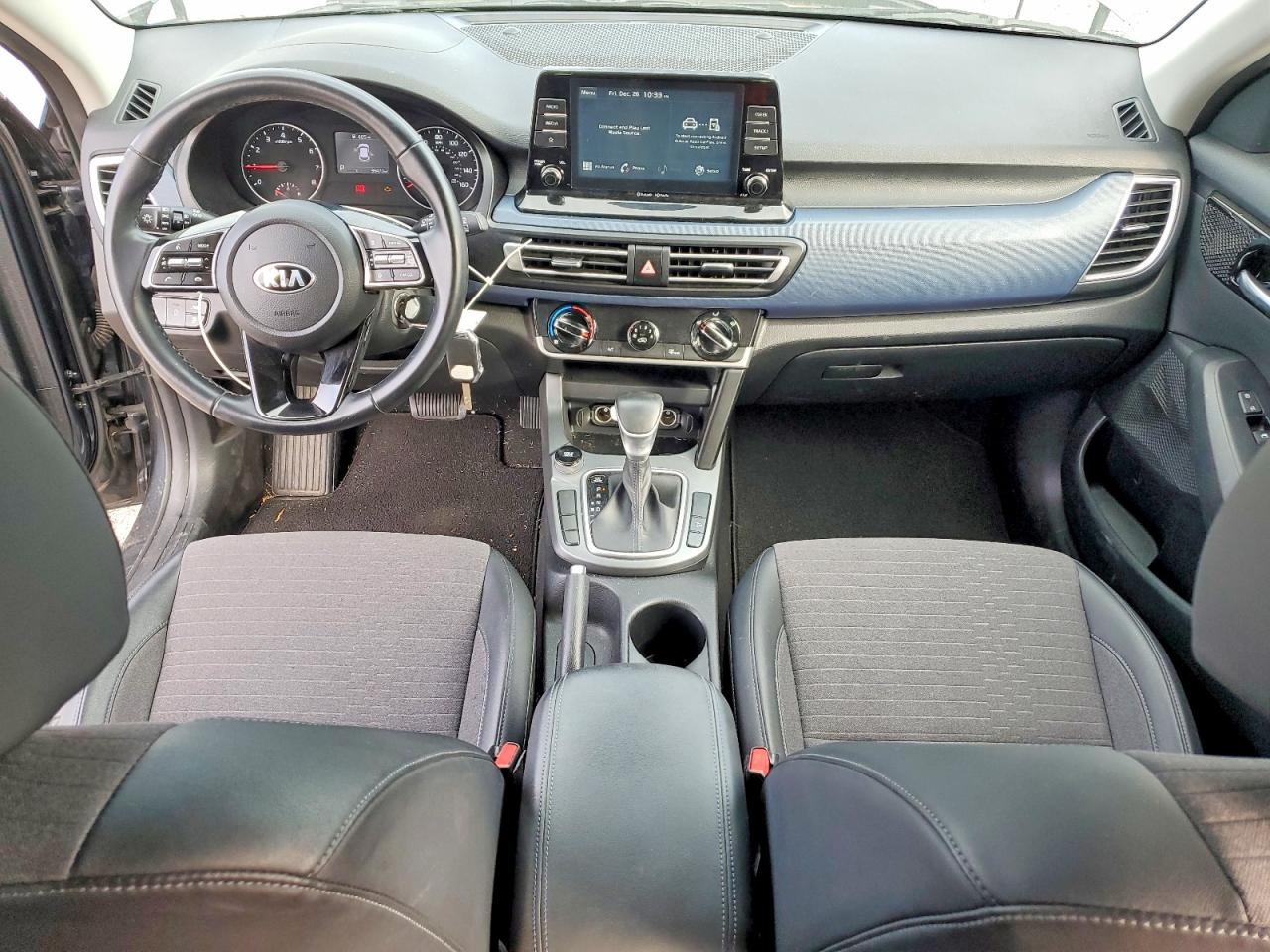 2021 KIA SELTOS S photo 8