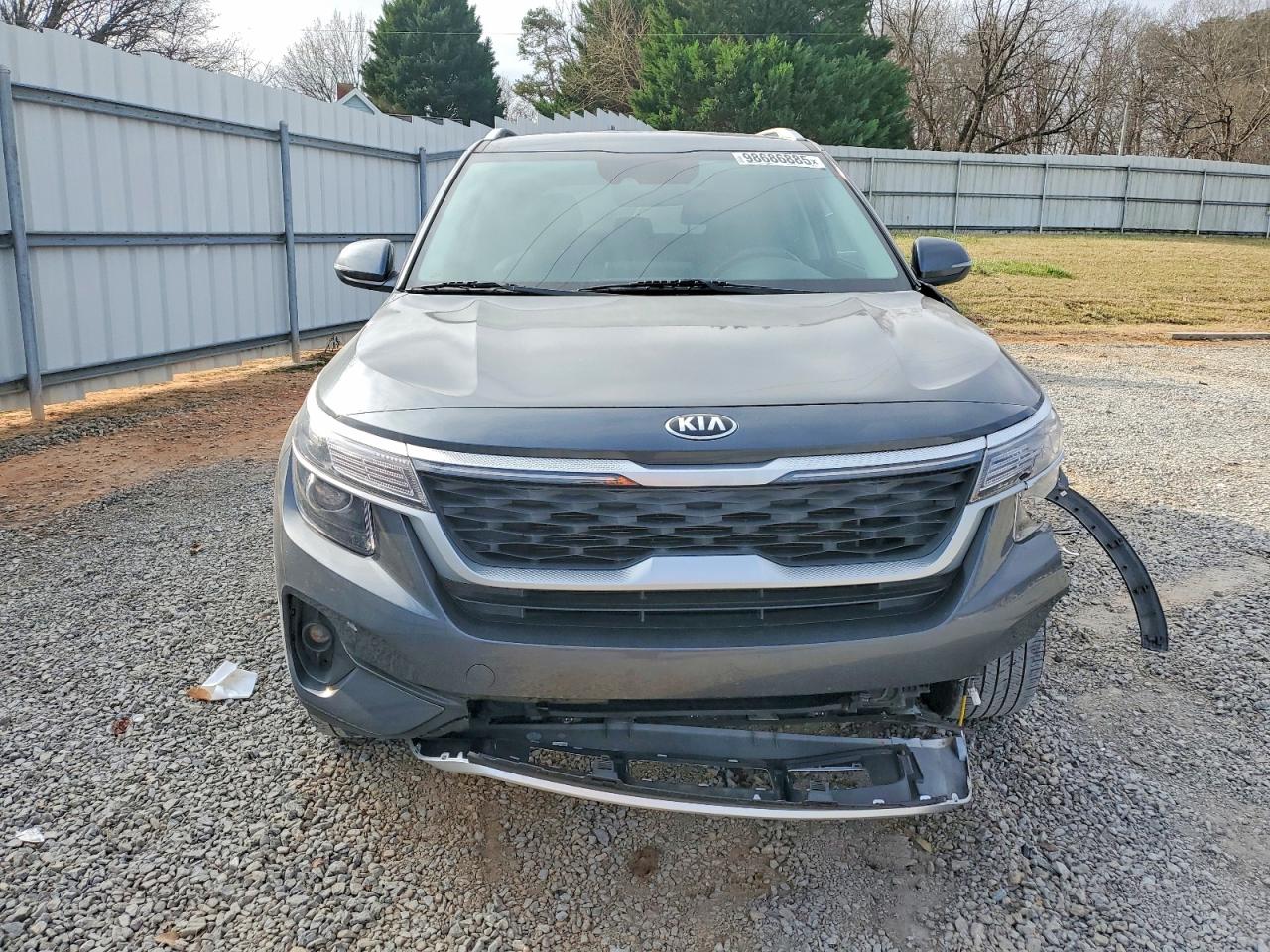 2021 KIA SELTOS S photo 5