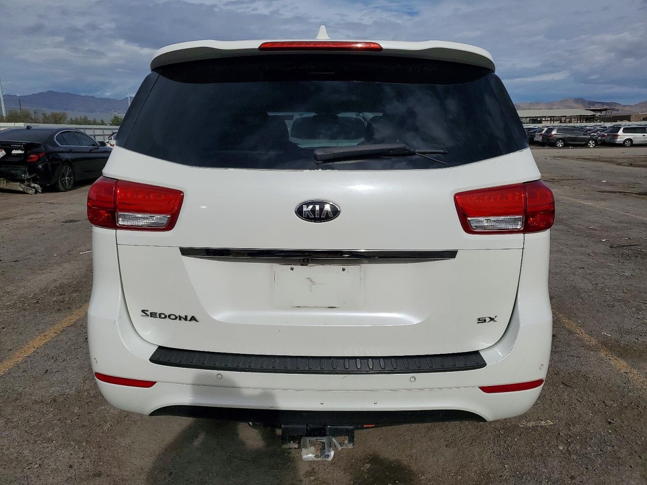 2018 KIA SEDONA EX photo 6