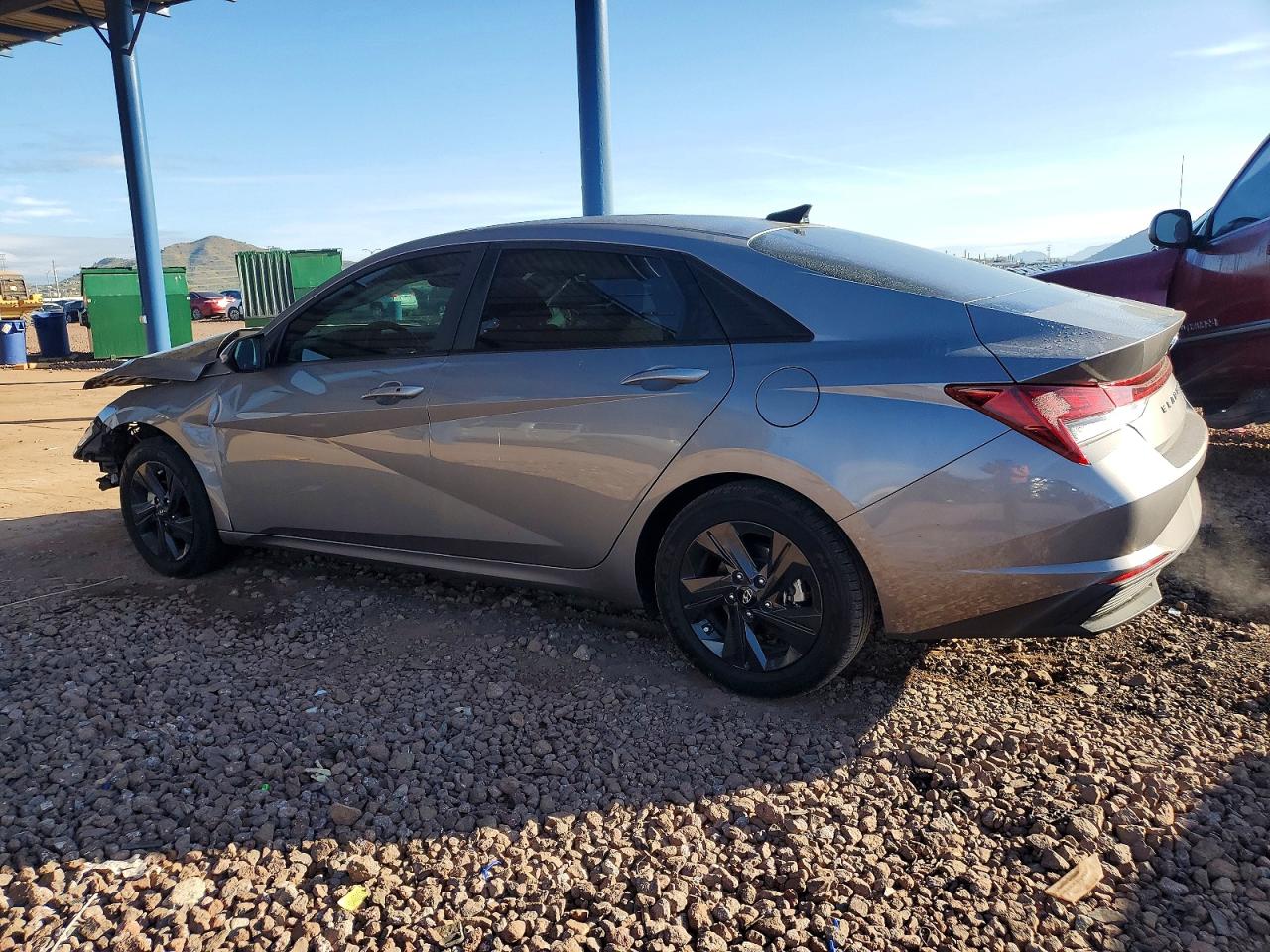 2023 HYUNDAI ELANTRA BLUE photo 2