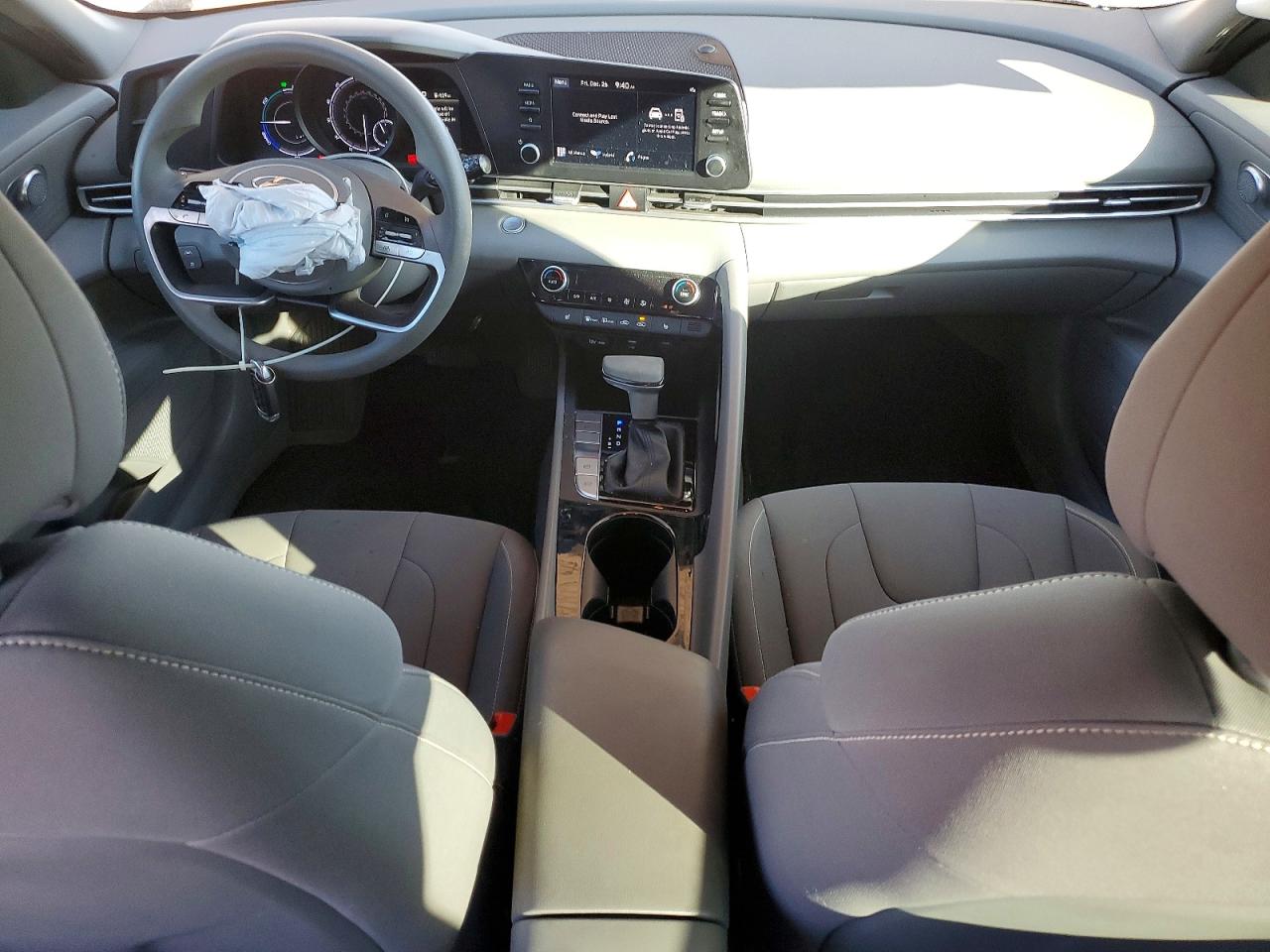 2023 HYUNDAI ELANTRA BLUE photo 8