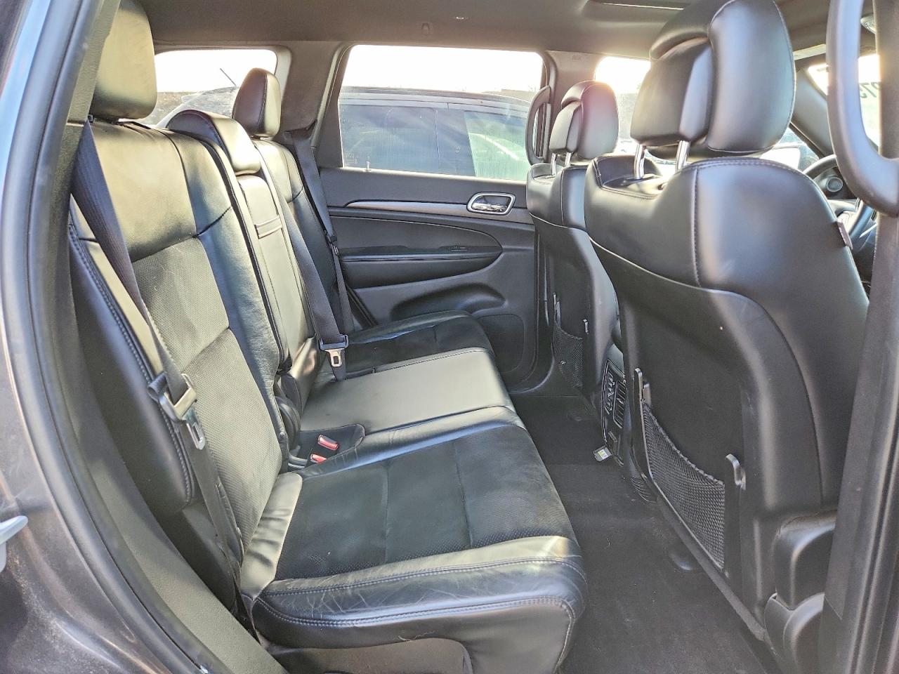 2018 JEEP GRAND CHEROKEE LAREDO photo 11