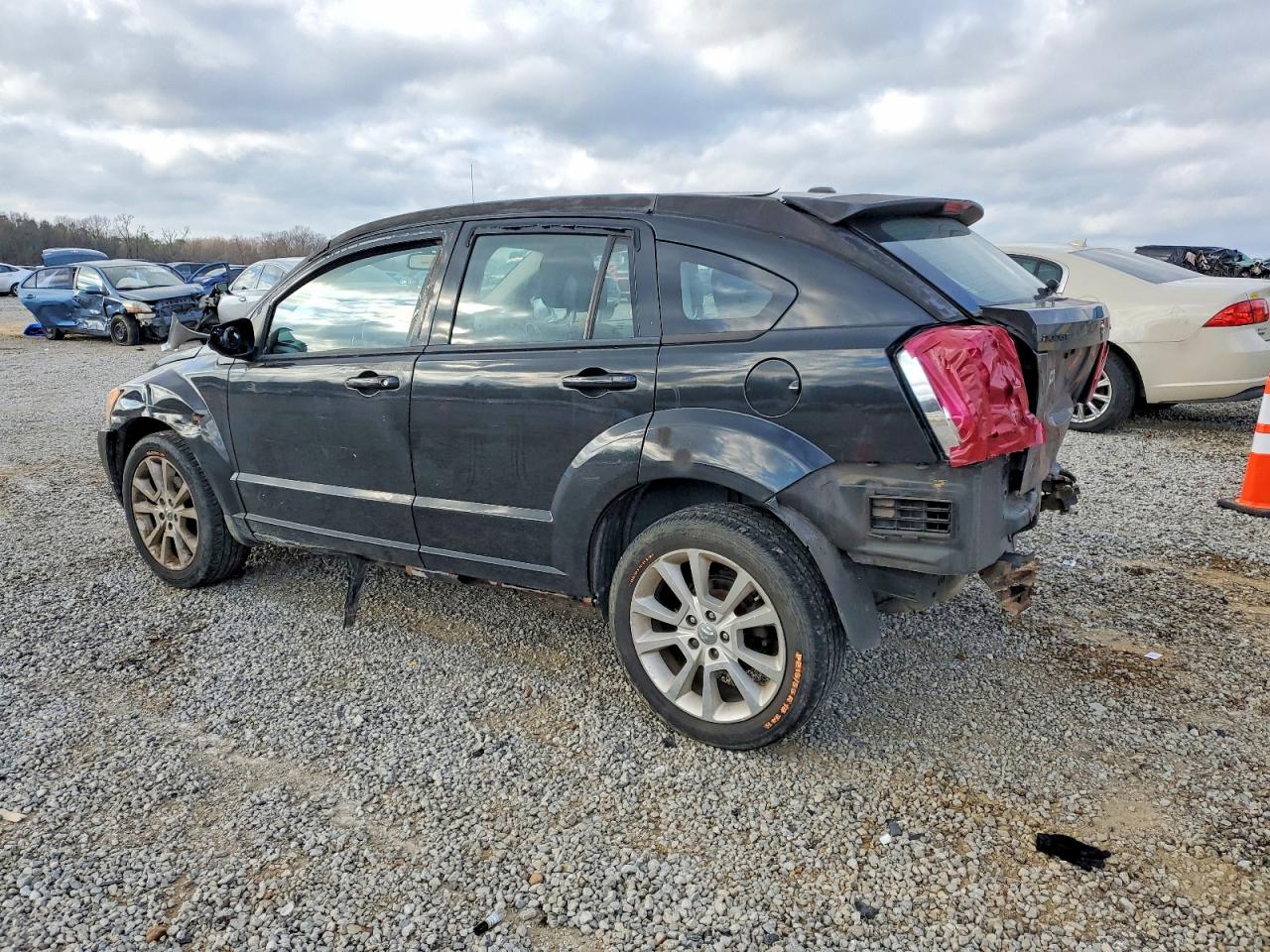 2011 DODGE CALIBER HEAT photo 2