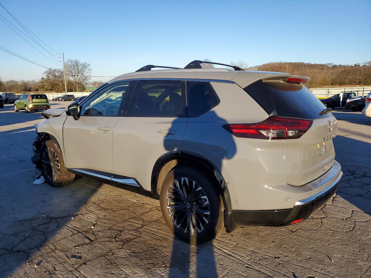 2025 NISSAN ROGUE PLATINUM photo 2