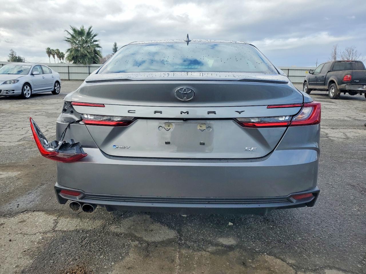 2025 TOYOTA CAMRY XSE photo 6