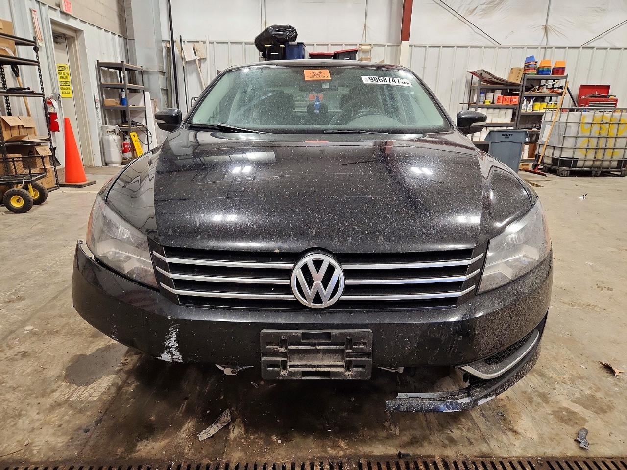 2014 VOLKSWAGEN PASSAT SE photo 5