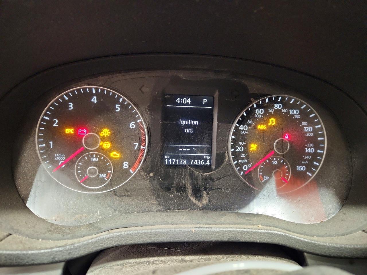 2014 VOLKSWAGEN PASSAT SE photo 9