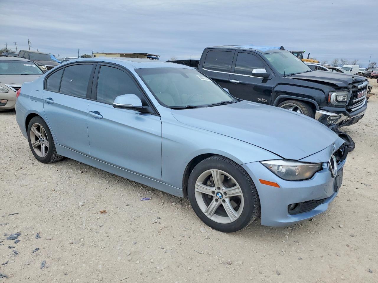 2015 BMW 320 I XDRIVE photo 4