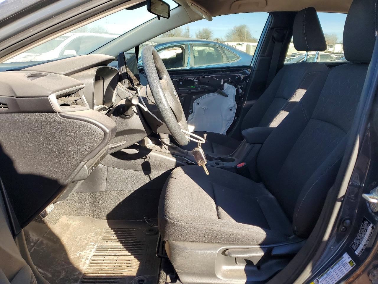 2023 TOYOTA COROLLA LE photo 7