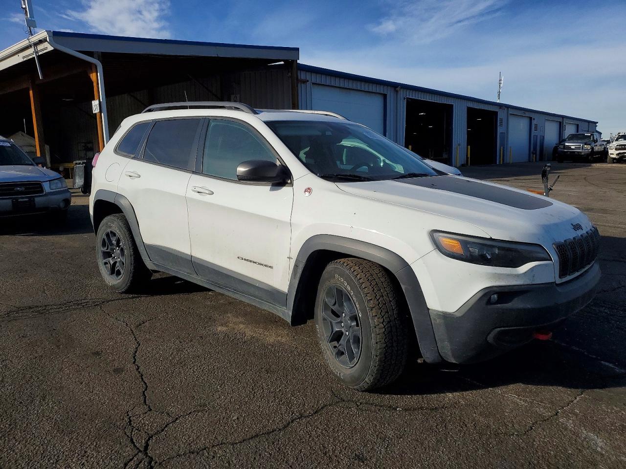 2021 JEEP CHEROKEE TRAILHAWK photo 4