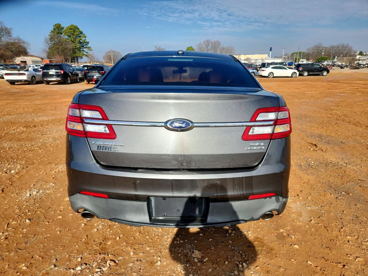 2015 FORD TAURUS SEL photo 6