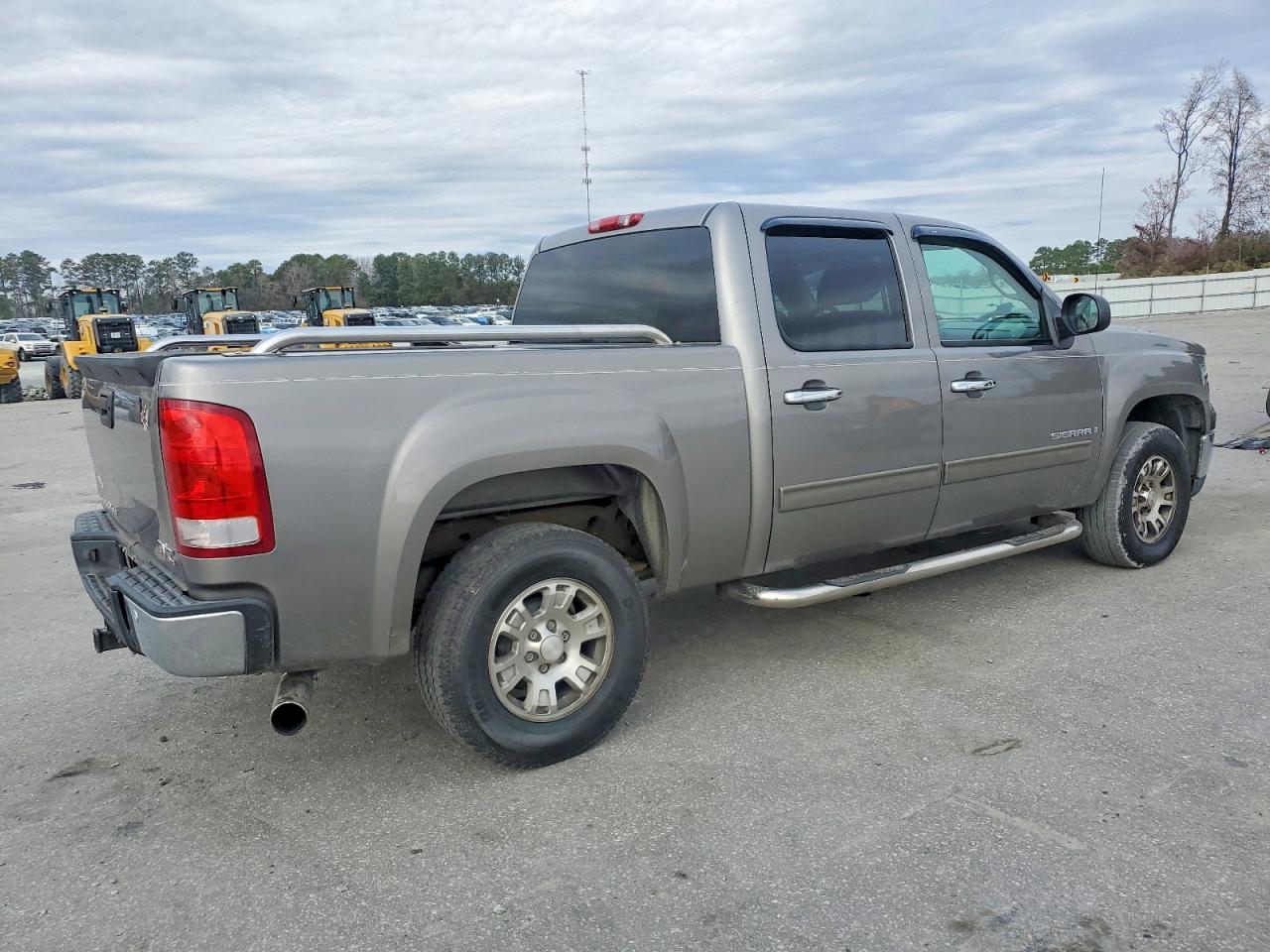 2008 GMC SIERRA C1500 photo 3