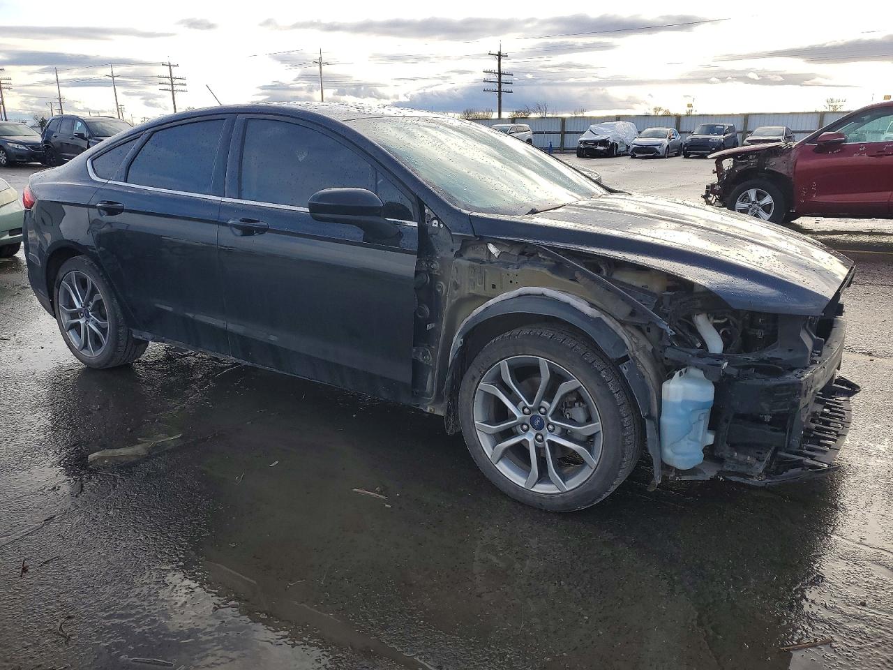 2017 FORD FUSION SE photo 4