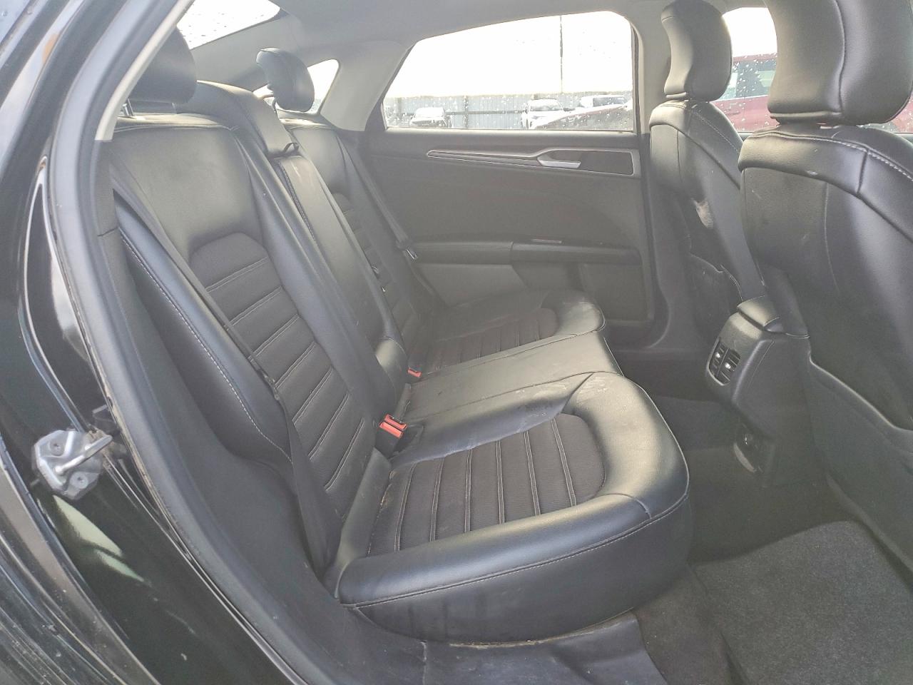 2017 FORD FUSION SE photo 10