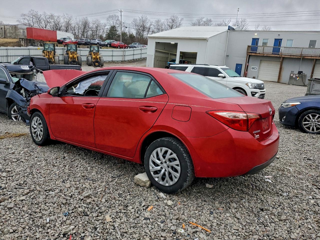 2017 TOYOTA COROLLA L photo 2