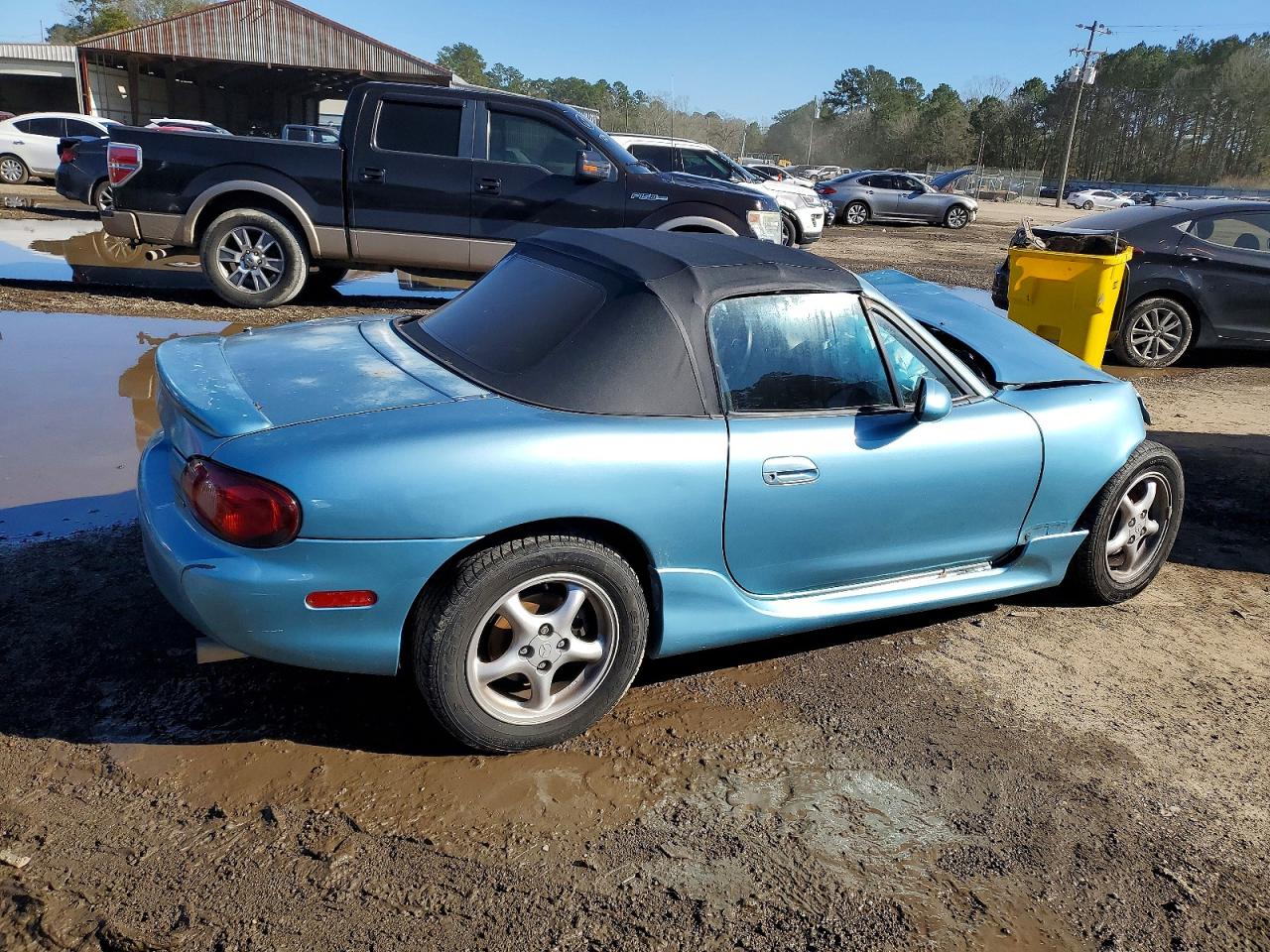2002 MAZDA MX-5 MIATA BASE photo 3