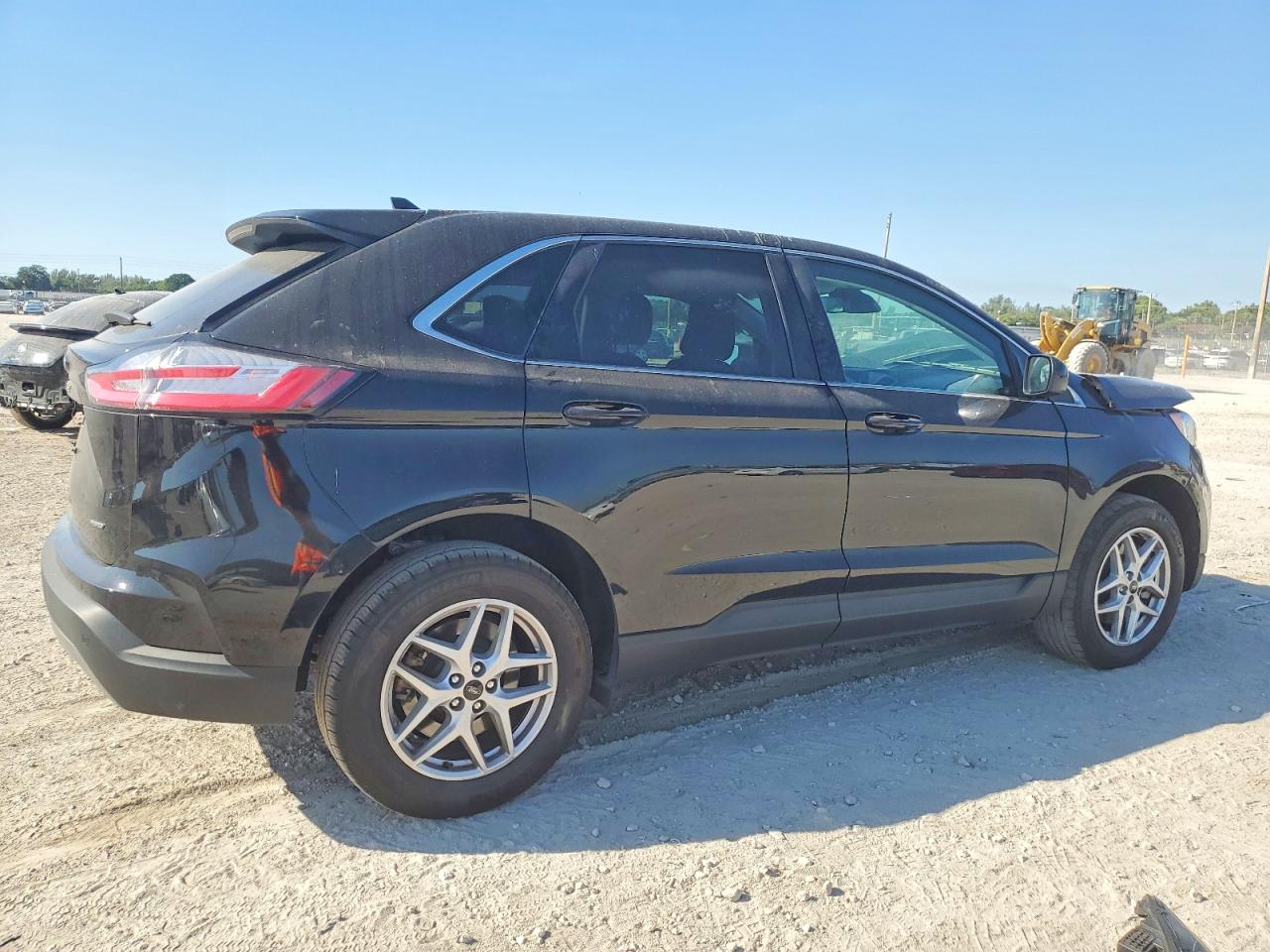 2024 FORD EDGE SEL photo 3