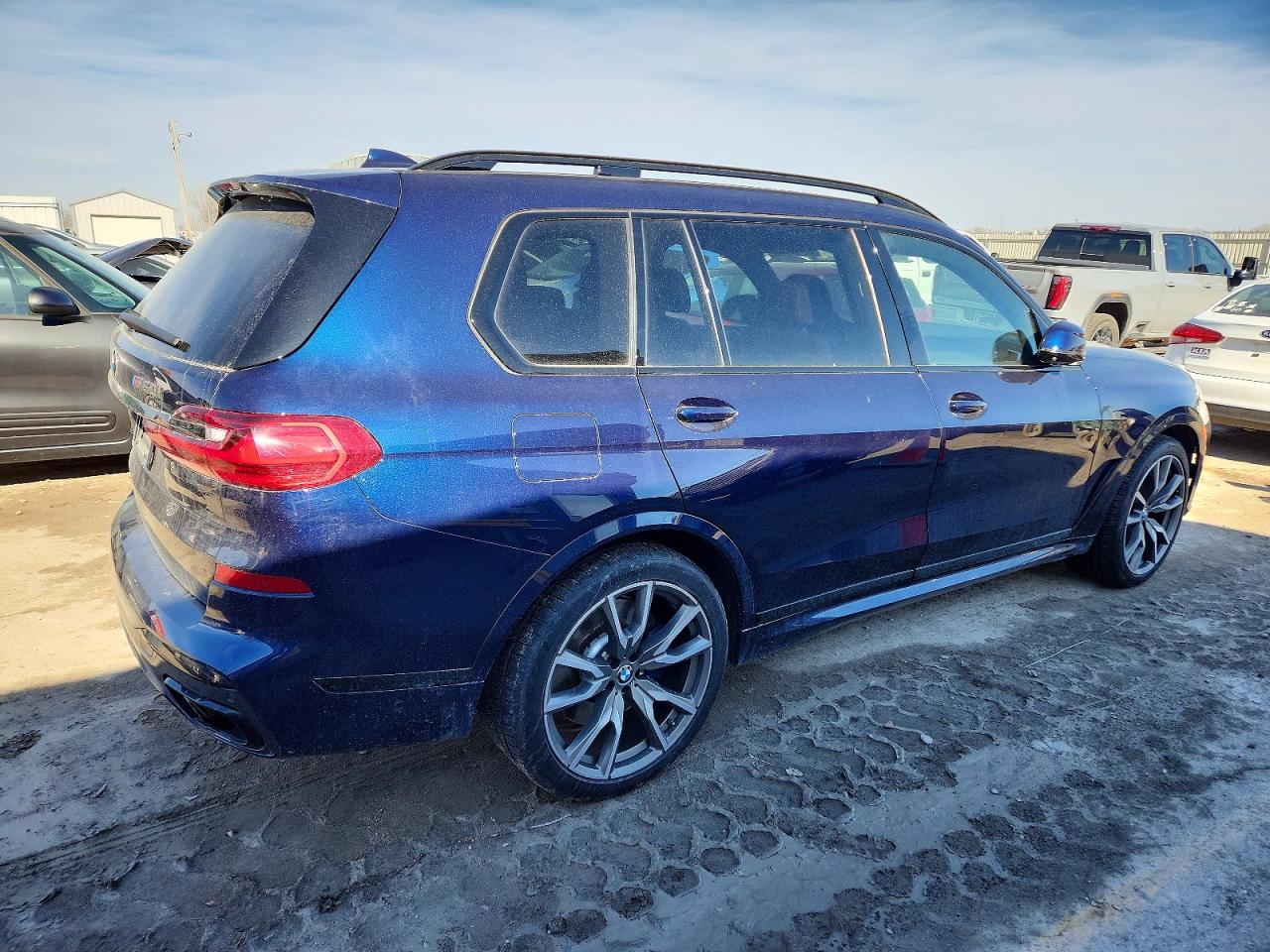 2022 BMW X7 M50I photo 3