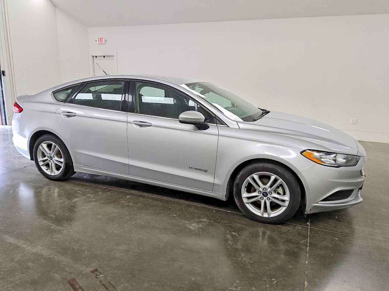 2018 FORD FUSION SE HYBRID photo 4