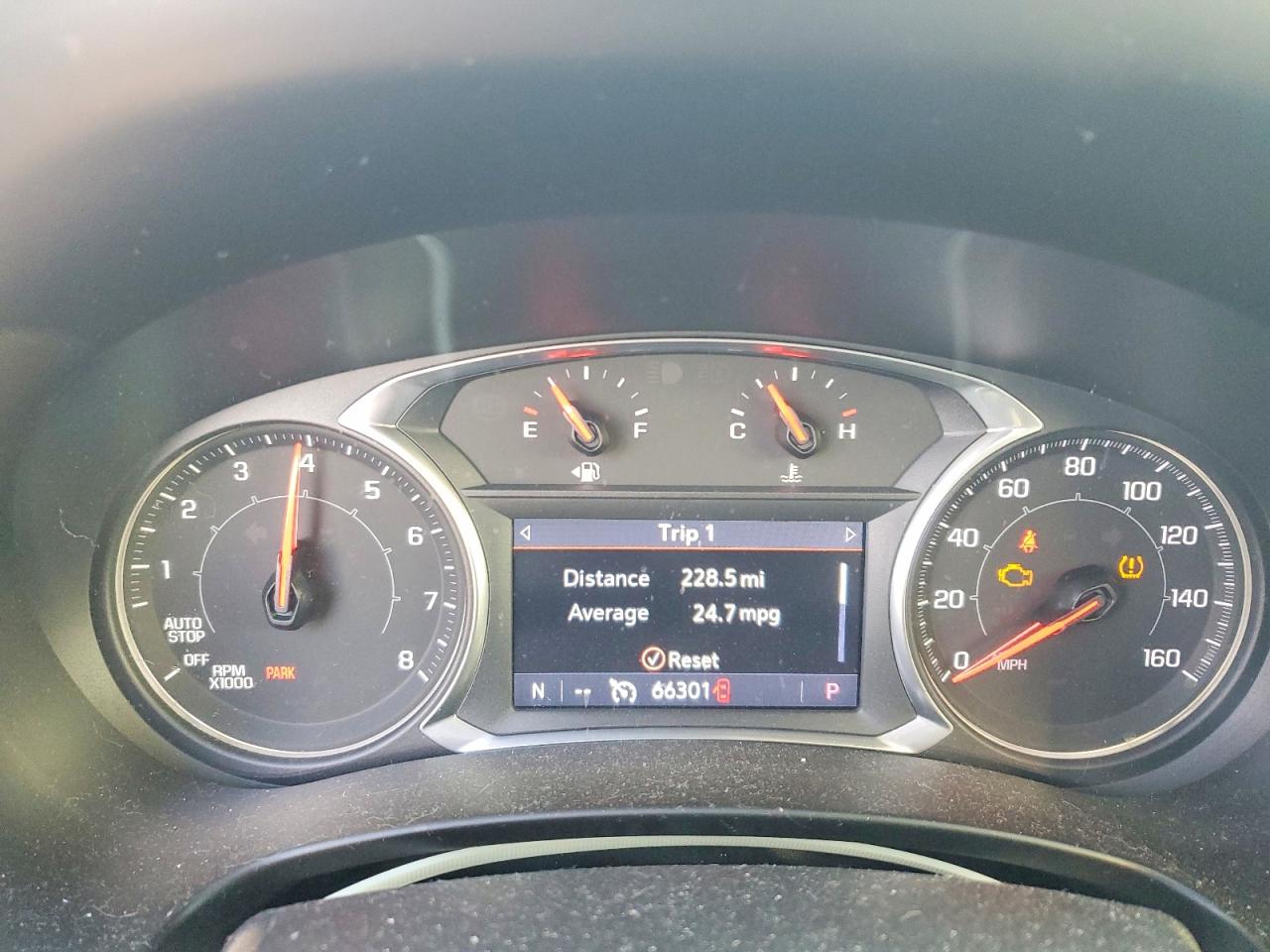 2020 GMC TERRAIN SLT photo 9