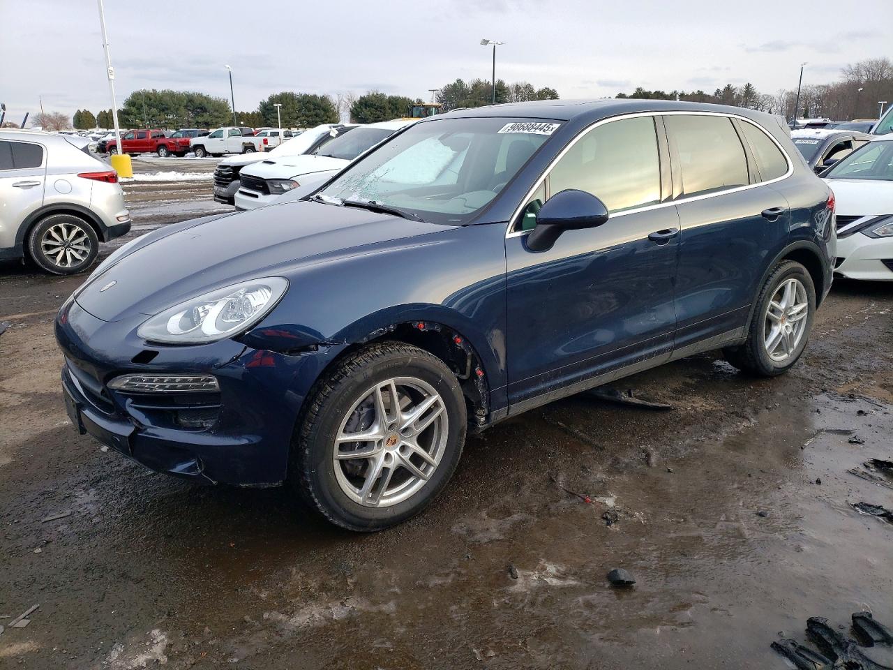 2013 PORSCHE CAYENNE