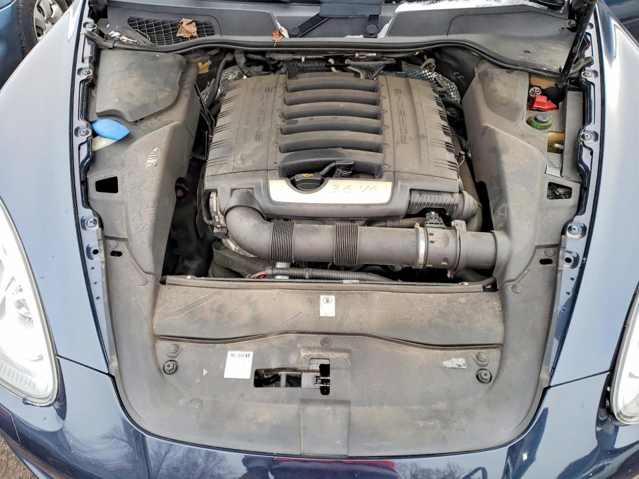 2013 PORSCHE CAYENNE photo 11