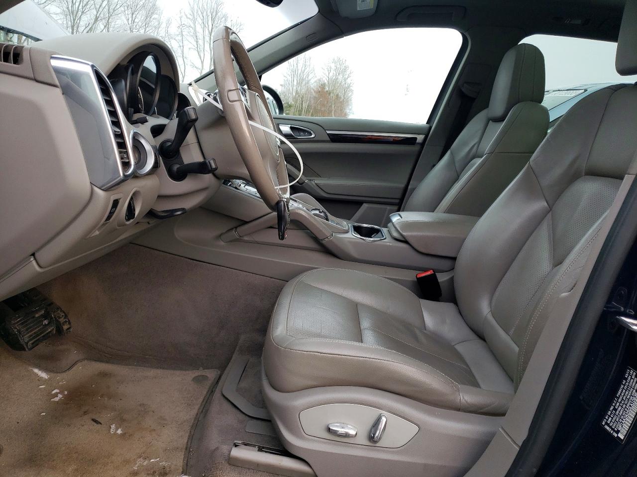 2013 PORSCHE CAYENNE photo 7