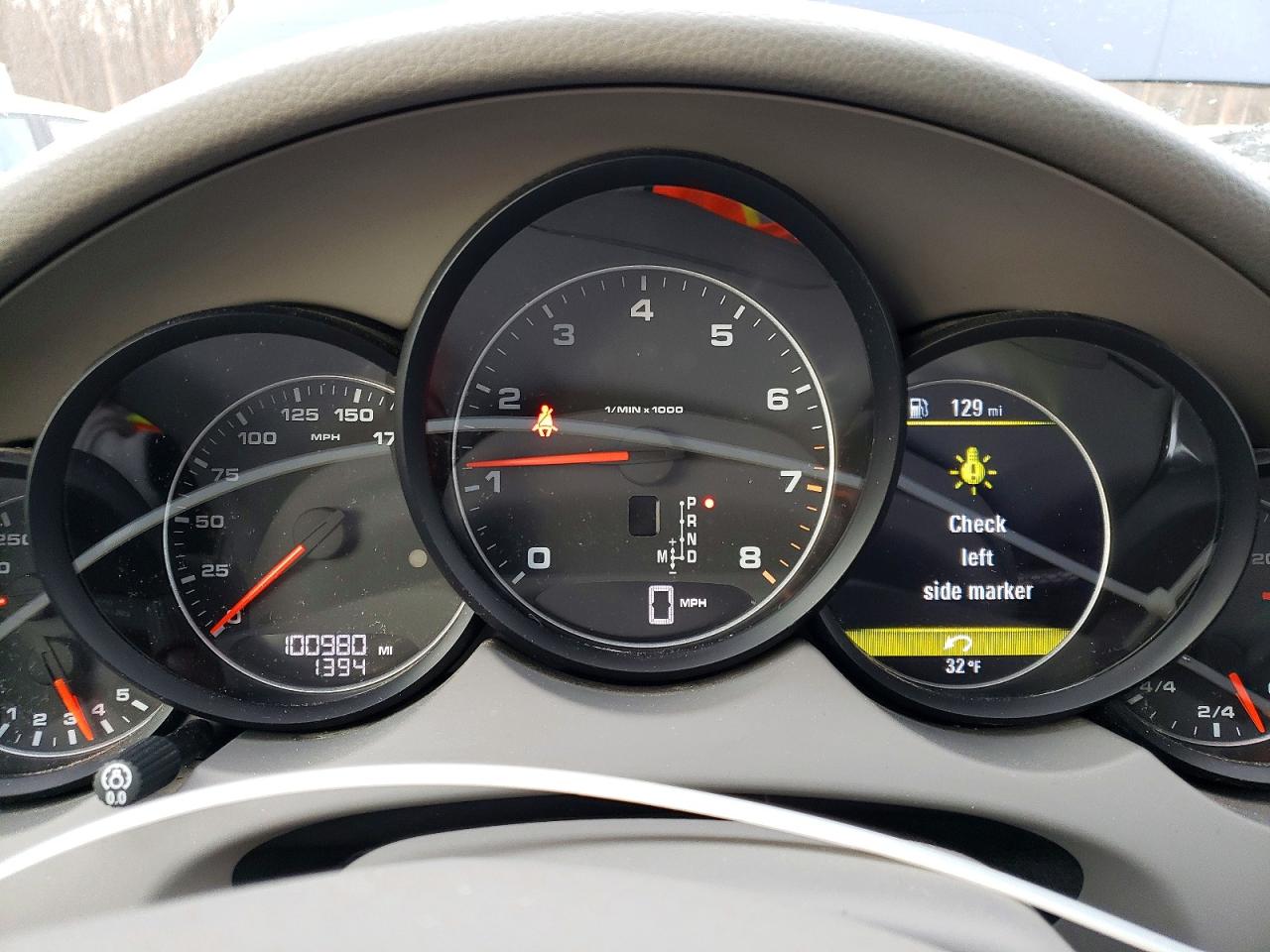 2013 PORSCHE CAYENNE photo 9