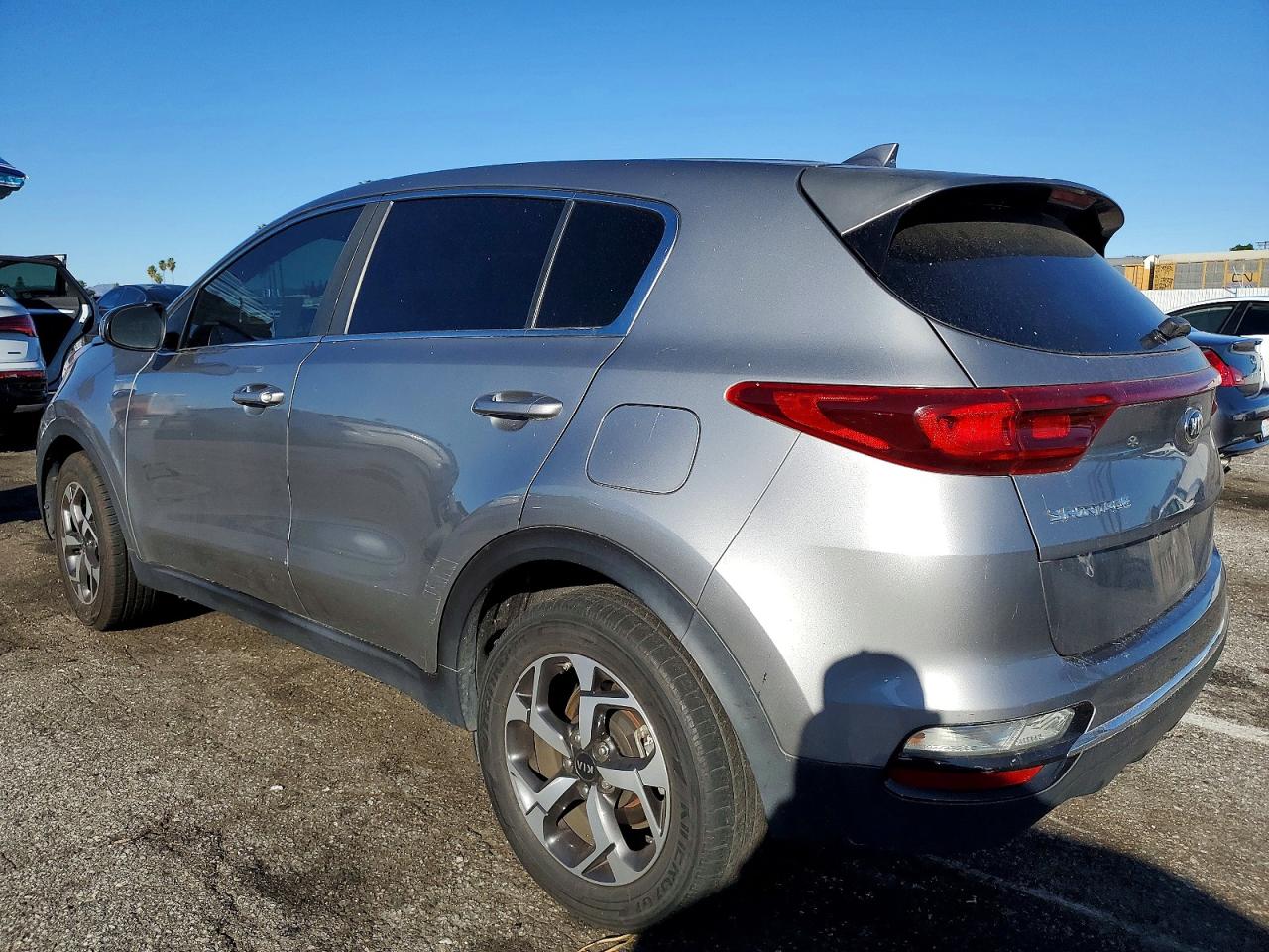 2021 KIA SPORTAGE LX photo 2