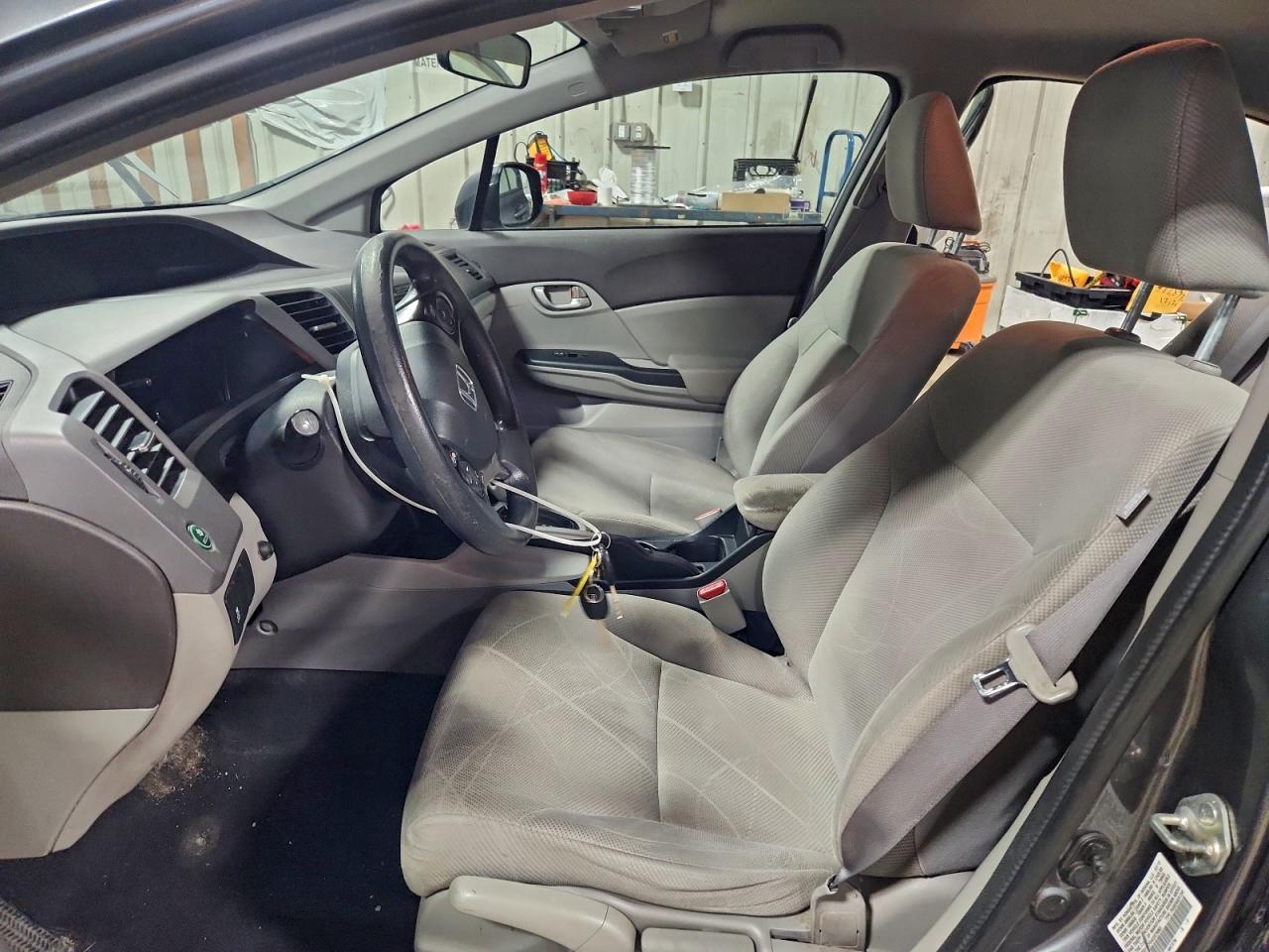 2012 HONDA CIVIC LX photo 7