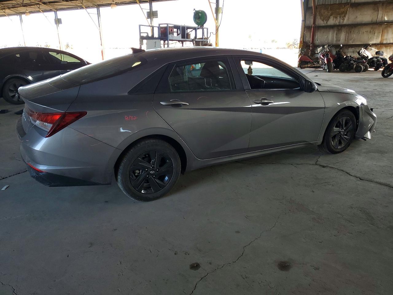 2023 HYUNDAI ELANTRA SEL photo 3